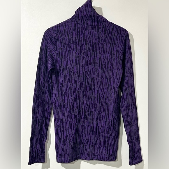 Athleta Flurry Elemental Turtleneck Snowscape Black / Basalt Violet M - Picture 6 of 7